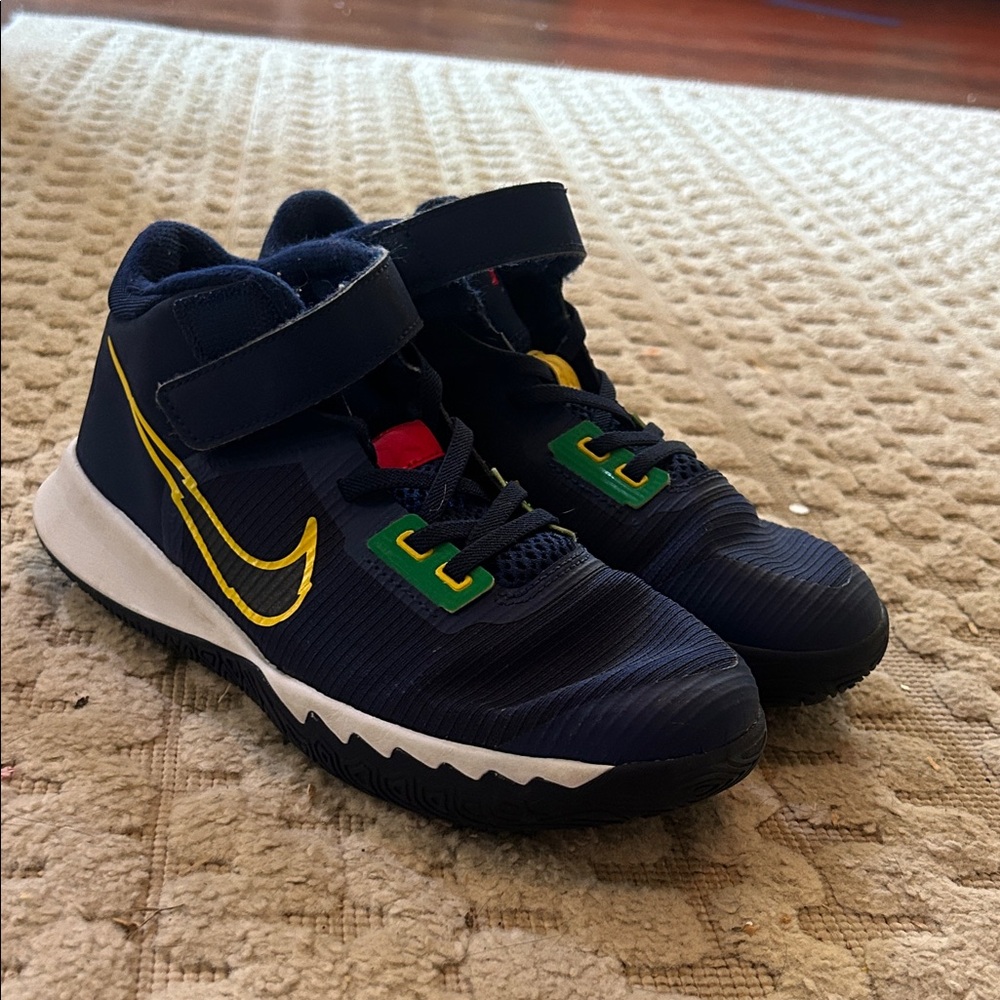 Boys Nike youth size 3 basketball shoes